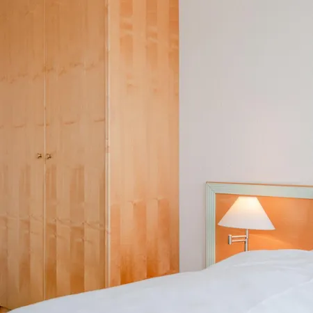 דירה 374, Seepark