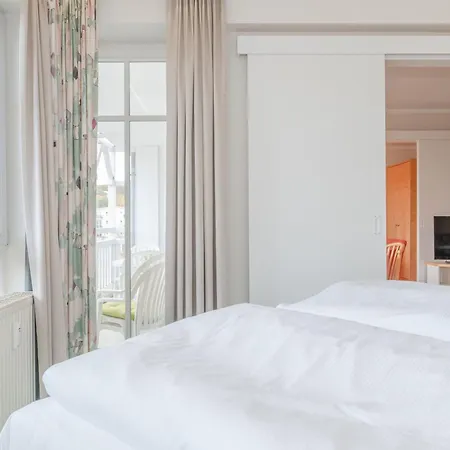 アパート 374, Seepark *