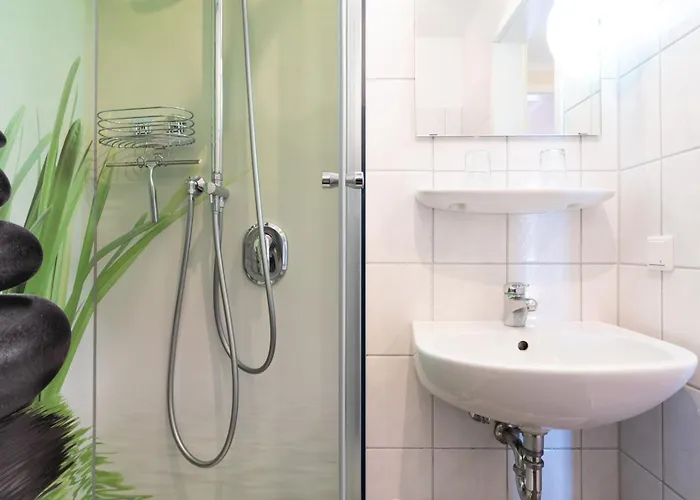 Apartment 374, Seepark